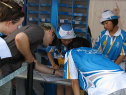 奥运志愿者 城市中最温暖的服务风景线